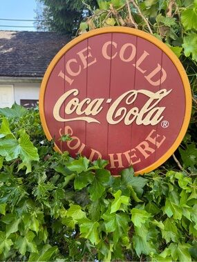 Pre 1999 COCA COLA Vintage EUC 3D wooden wall hanging LARGE